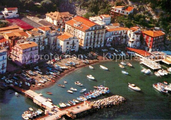 Sorrento Campania Hafen Fliegeraufnahme