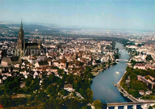 Ulm Donau mit Münster Fliegeraufnahme