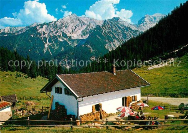 Garmisch-Partenkirchen Fischbach Alm mit Soiernspitze und Krap