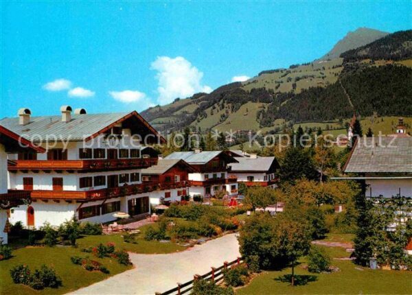 Kitzbuehel Tirol Haus Toni Sailer mit Kitzbüheler Horn