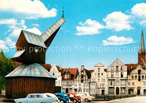 Lueneburg Alte Kran alte Bürgerhäuser