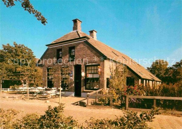 Orvelte Dorpswinkeltje annex cafe
