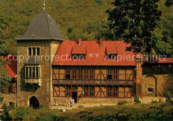 Wesergebirge Torturm der Schaumburg mit Amtshaus und
