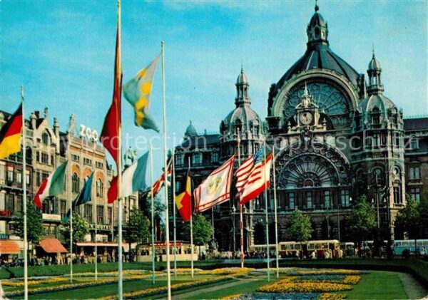 Antwerpen Anvers Koningin Astridplein en Centraal Statio
