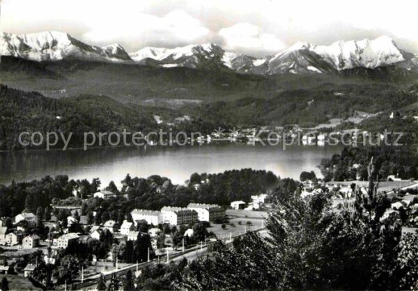 Krumpendorf Woerthersee mit Karawanken und Karnten