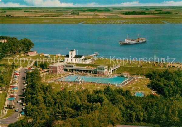 Toenning Nordseebad Fliegeraufnahme mit Freibad Strand