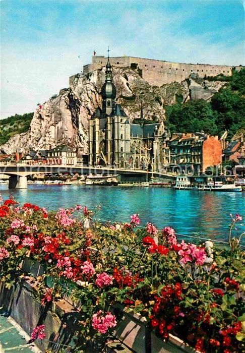 Dinant Wallonie Pont sur la Meuse Catedrale Citadelle