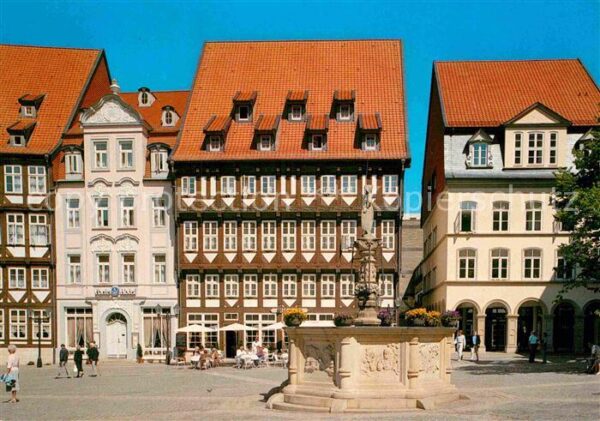 Hildesheim Marktplatz Gildehaus Fachwerkhaus Brunn
