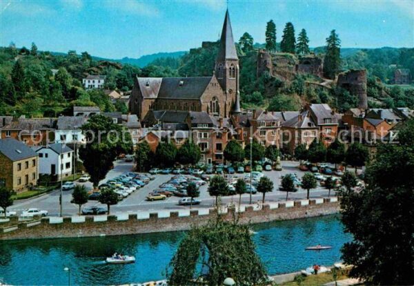 La Roche-en-Ardenne Blick über die Ourthe zur Kirche Burgru