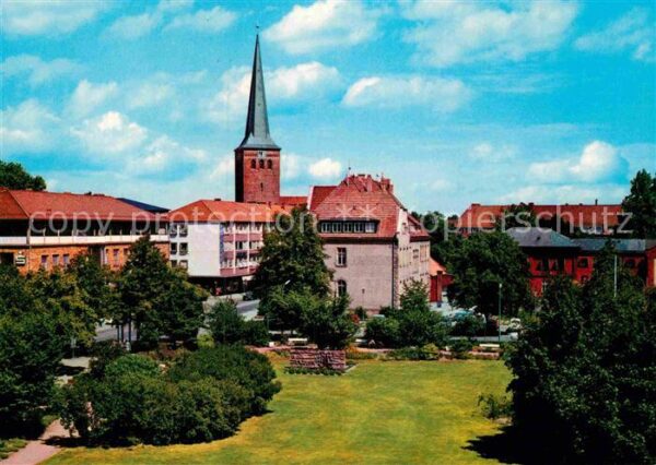 Uelzen Lueneburger Heide Blick vom Kreishaus auf die Marienkirch