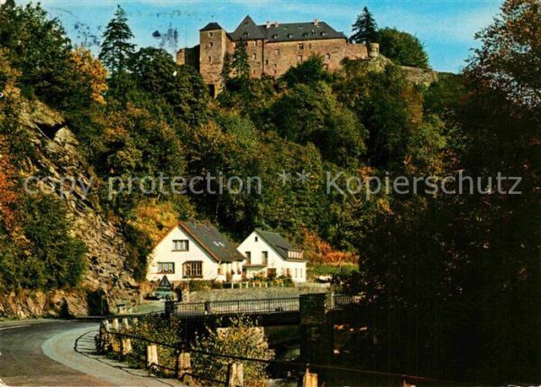 Monschau Partie an der Rur Blick zur Burg Jugend