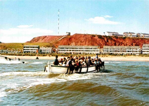 Helgoland Blick auf Südstrand und Falm Börteboot
