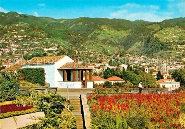 Funchal Vue partielle de la ville