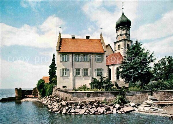 Wasserburg Bodensee Pfarrkirche St Georg mit Pfarrhaus