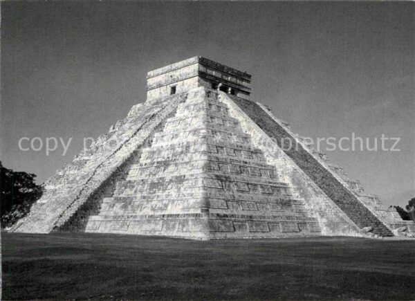 Chichen Itza El Castillo Pyramide des Kukulkan