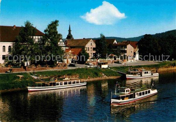 Bodenwerder Weserpartie mit Anleger der Weissen Flo