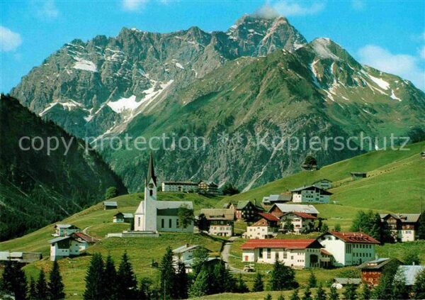 Hirschegg Kleinwalsertal Vorarlberg mit Widderstein