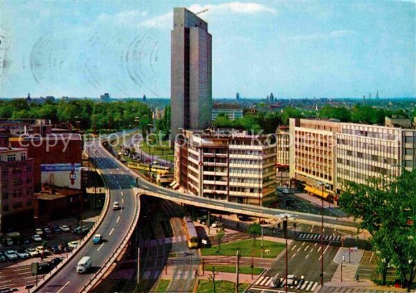Duesseldorf Hochstrasse und Thyssen Haus