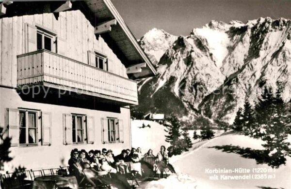 Mittenwald Bayern Korbinian Hütte mit Karwendel