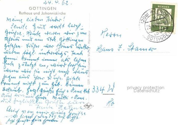 Goettingen Niedersachsen Rathaus und Johanniskirche – Bild 2