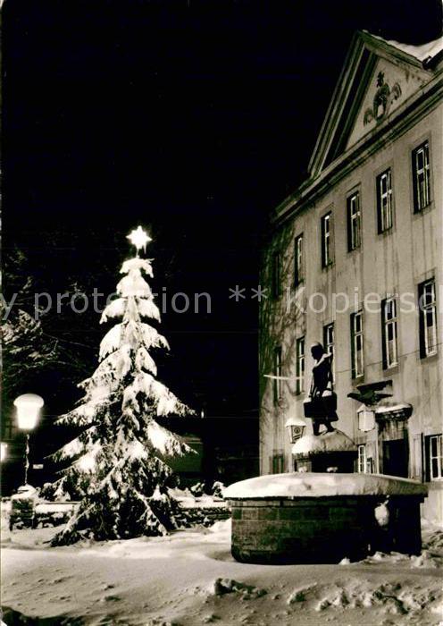 Schoeningen Rathaus Wasserträgerin