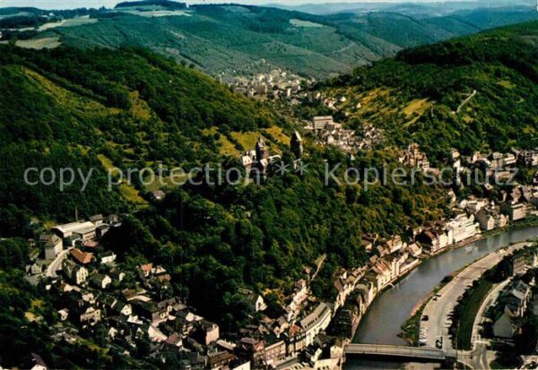 Altena Lenne Fliegeraufnahme Burg Lenne- und Netteta