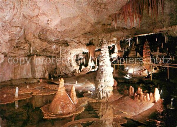 Hoehlen Caves Grottes Nizke Tatry Demanovska jaskyna Slobody