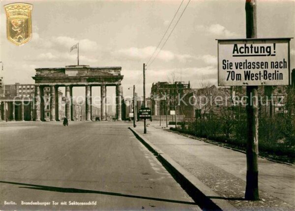 Grenze Douane Zoll Berlin Brandenburger Tor Sektorenschild