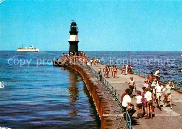 Warnemuende Ostseebad An der Mole Leuchtturm Fähre