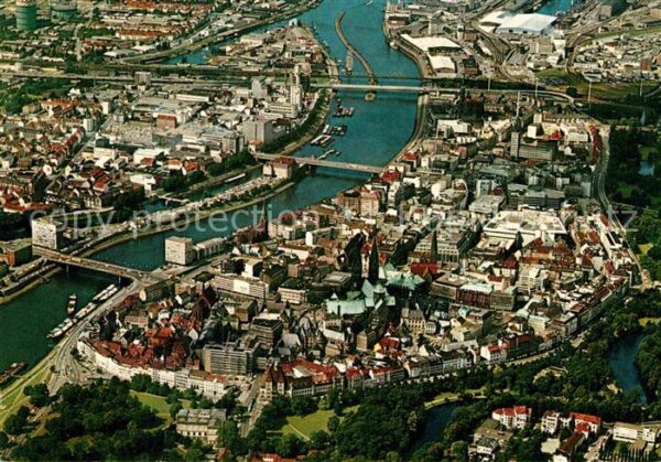 Bremen Stadtzentrum Weser Fliegeraufnahme