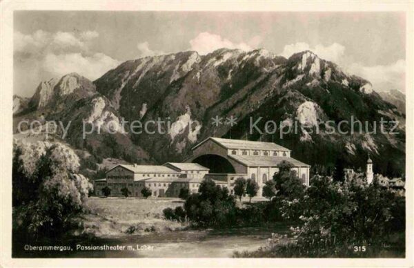 Oberammergau Passionstheater mit Laber