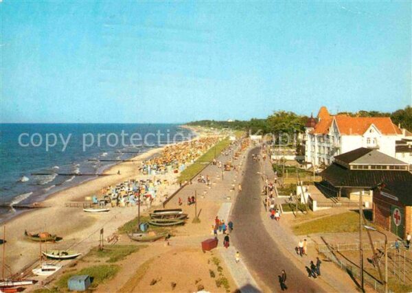 Kuehlungsborn Ostseebad Strandpromenade
