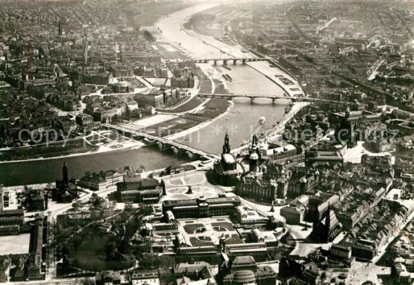 Dresden Fliegeraufnahme Elbepartie