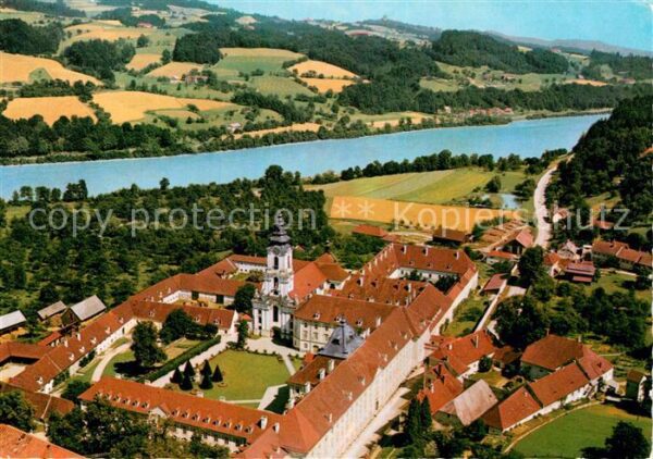 Wilhering Fliegeraufnahme Kloster