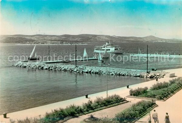 Biograd Hafen Fähre Promenade