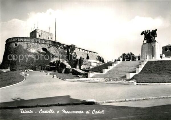 Trieste Castello e Monumento ai Caduti Schloss