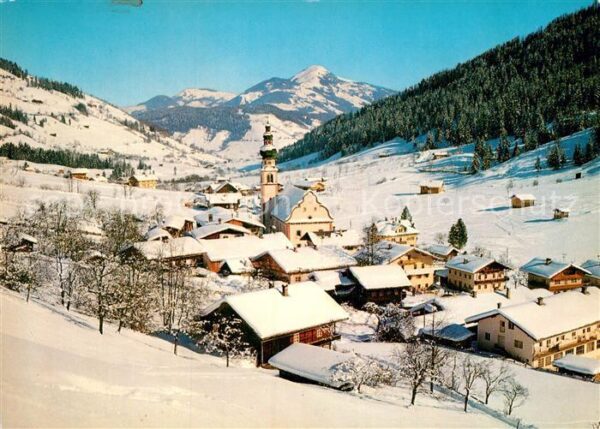 Oberau Wildschoenau Tirol Ortsansicht mit Kirche Winterpanorama A