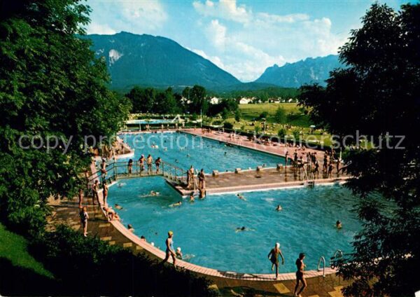 Schwarzbach Bad Feibad mit Untersberg und Lattengebirge