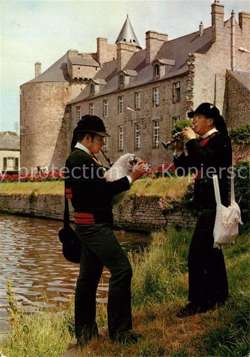 Trachten Frankreich Bretagne Chateau Sonneurs Bigoudens
