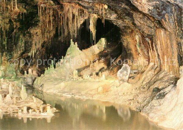 Hoehlen Caves Grottes Feengrotten Saalfeld Märchendom Gralsbu