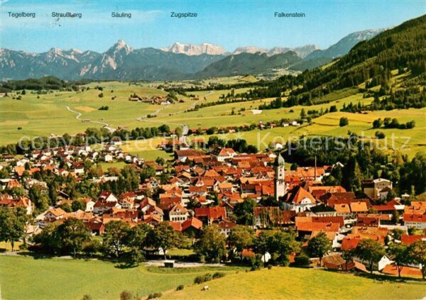 Nesselwang Fliegeraufnahme mit Zugspitze und Säuli