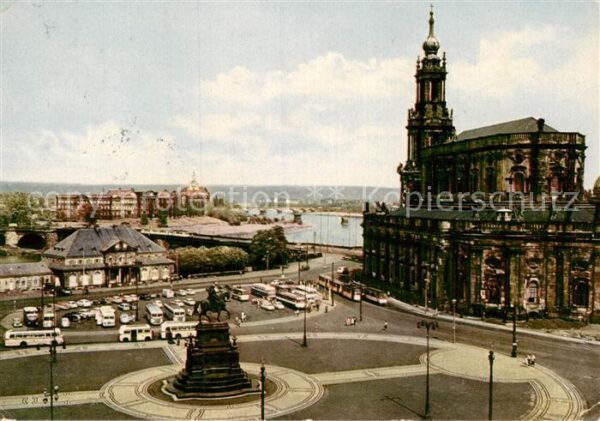 Dresden Theaterplatz mit Dom und italienisches
