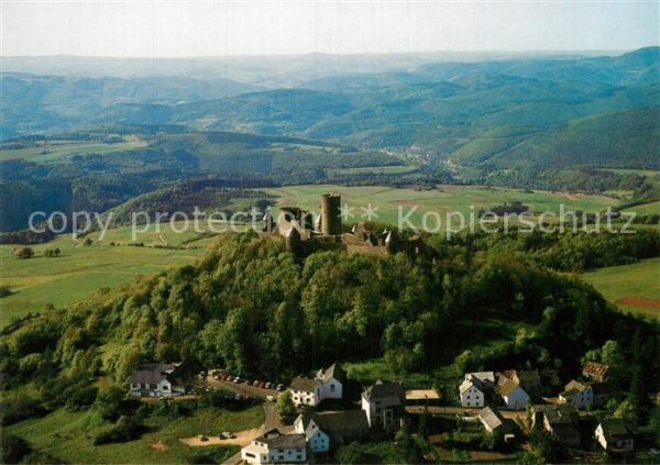 Nuerburg Fliegeraufnahme Schloss
