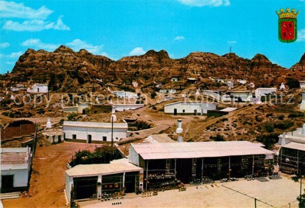 Purullena Cuevas y zoco de artesania Höhle und Ku