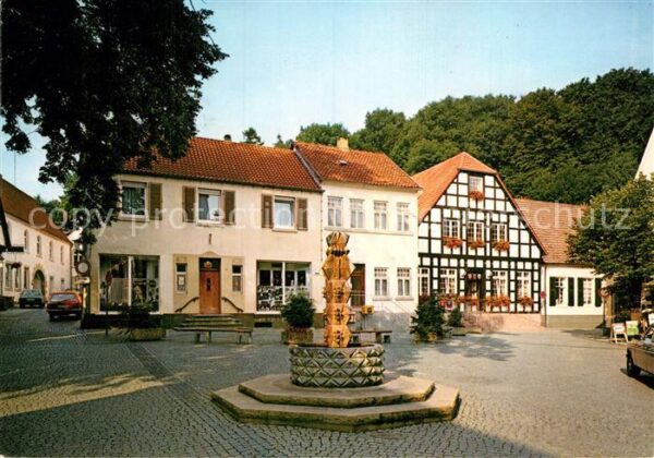 Tecklenburg Marktplatz Brunnen Fachwerkhaus