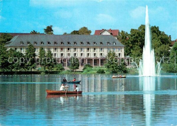 Bad Salzungen Kurhaus am Burgsee Bootfahren Fontäne