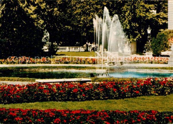 Donaueschingen Schlosspark Donauquelle Fontäne