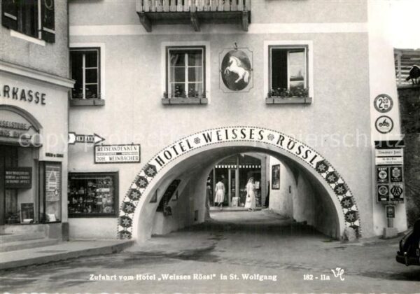 St Wolfgang Salzkammergut Zufahrt vom Hotel Weisses Rössl