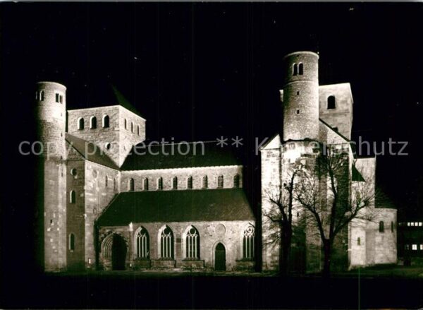 Hildesheim St Michael in Festbeleuchtung