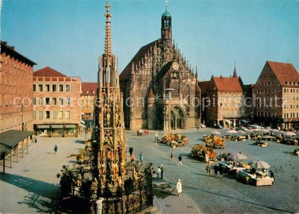 Nuernberg Hauptmarkt Schöner Brunnen Frauenkirche
